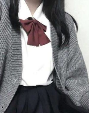 满级大佬只走事业线by李温酒