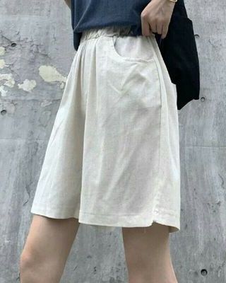 《被迫营业的算命先生日常》作者：青衣杏林