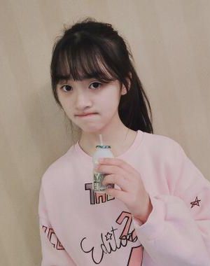 杏林春暖_欣欣向荣