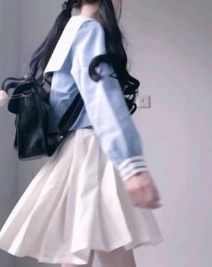 穿成耽美文炮灰女配