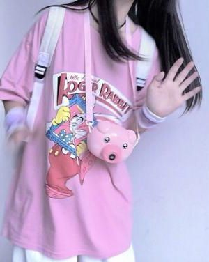 【红袖热文】《逃荒前，我捡灵芝赚了第一桶金》苏小小