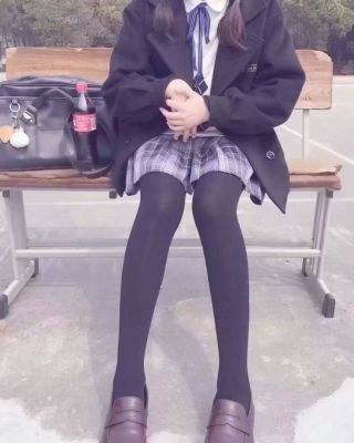 [np完结]《就算知道是绿茶也会上钩（强制nph）》作者：里春